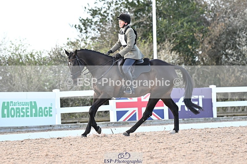 240324A-155649-04677 - Novice 28, 15.33 to 16.15