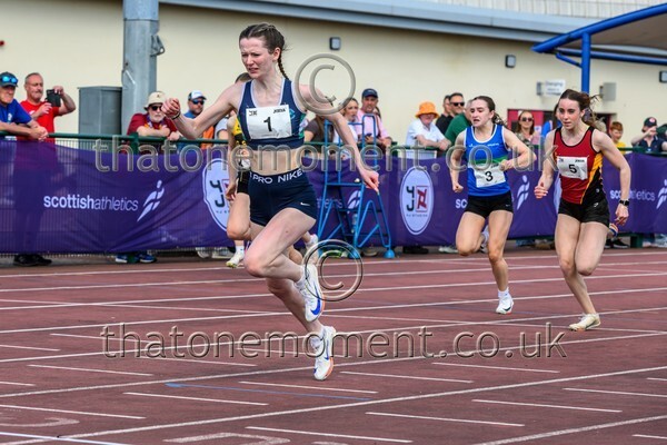 West25Sat-910358 - Track Female Set Two