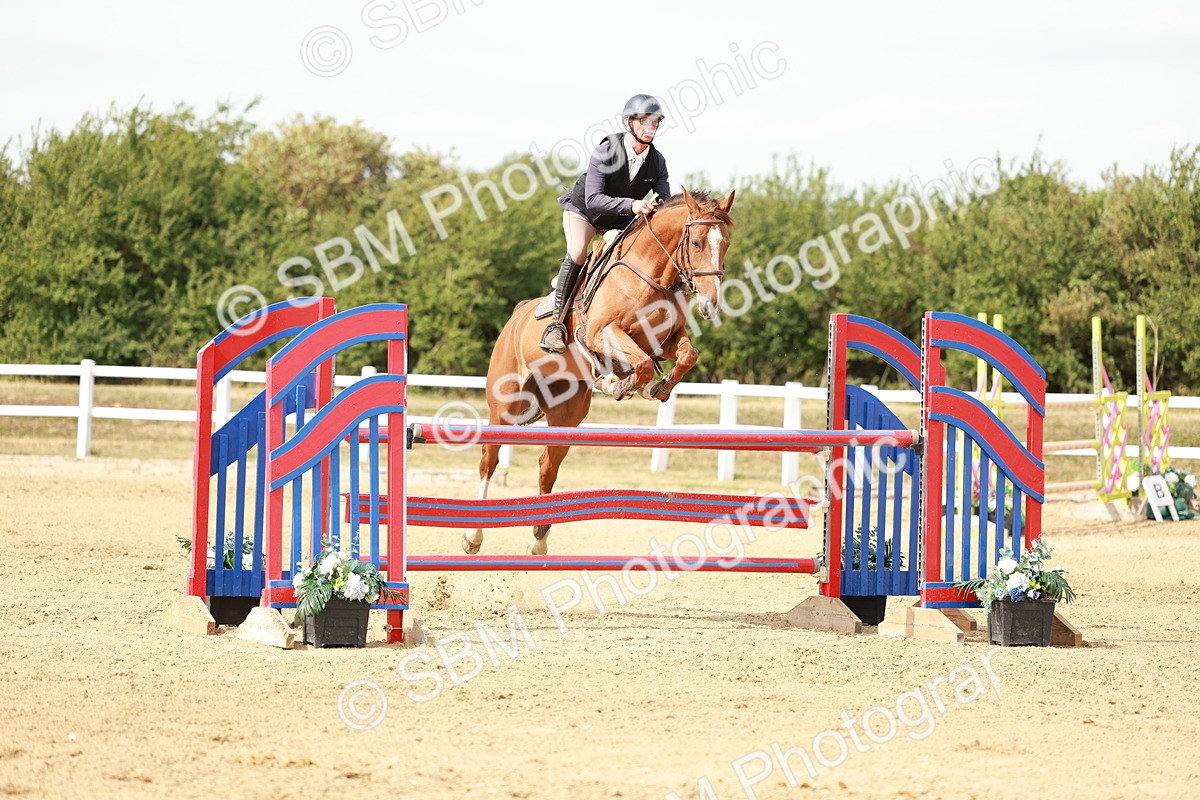 SBM_008225 - Class 4 - Senior Foxhunter - 1.20m Open