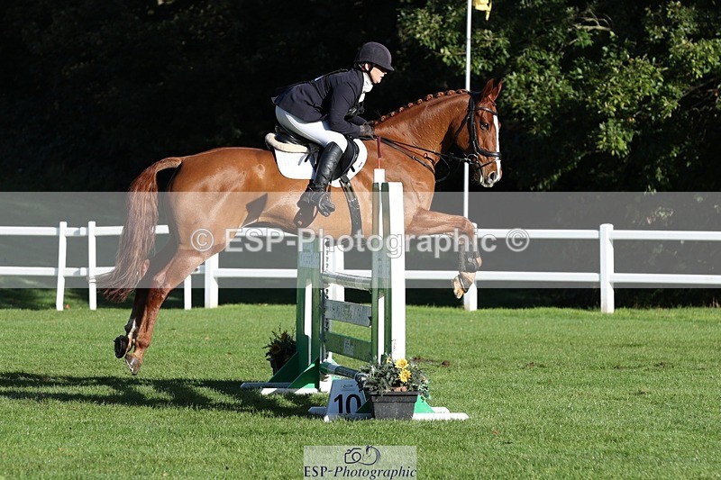 231022-100237-24287 - 648-FRIARSHILL.CHARLES-Caroline.Wilkinson-TrotUp+SJ