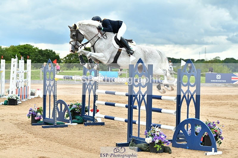 230720A-151252-03757 - Cls 9, 2 Star Big 1.40m Start to break