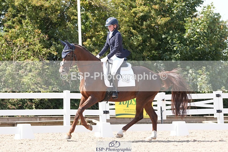 250817-143107-10687 - 180-Chloe.BushWellfields.Diaman.Vallante