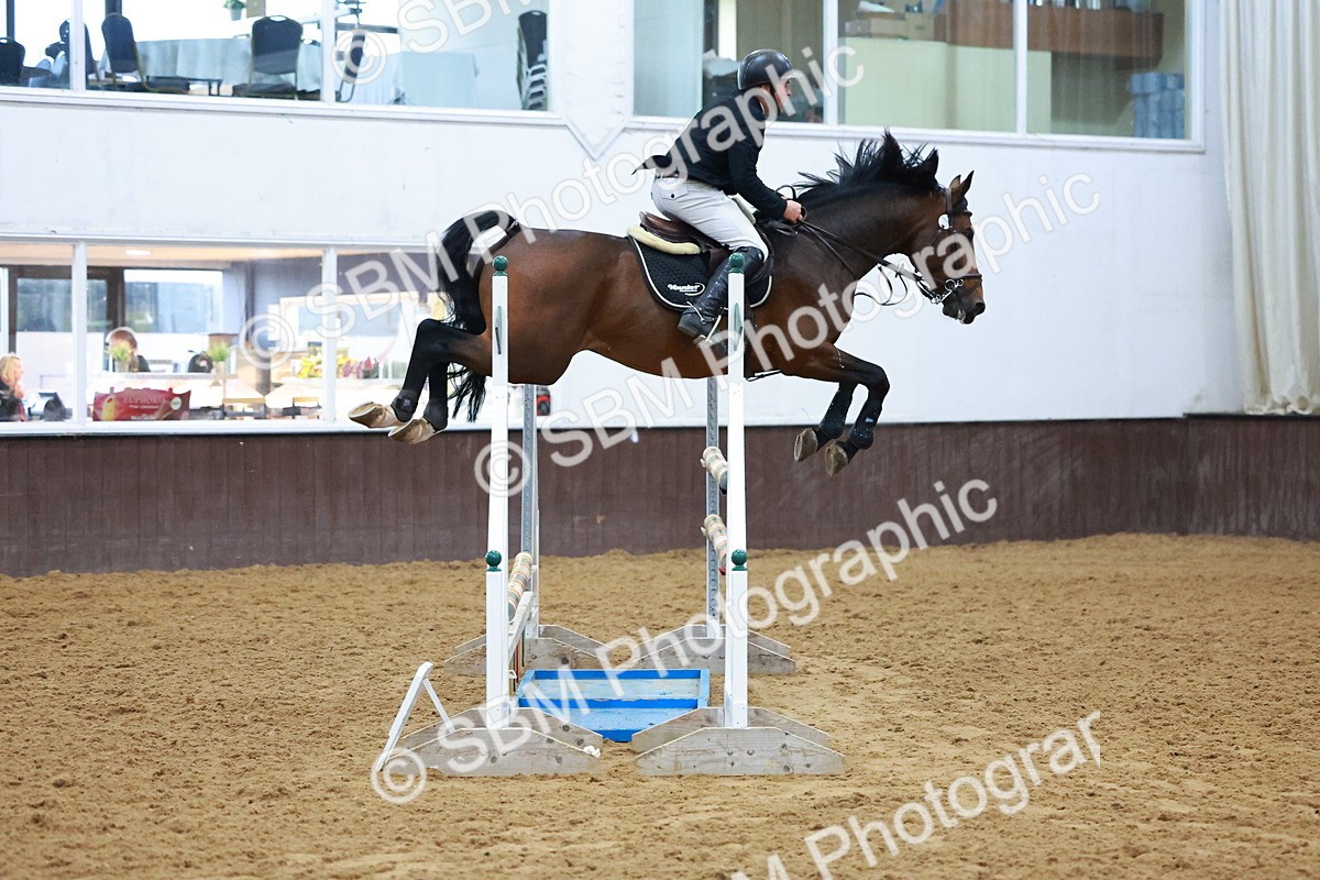 SBM_002209 - Class 5 - Senior Foxhunter 1.20m
