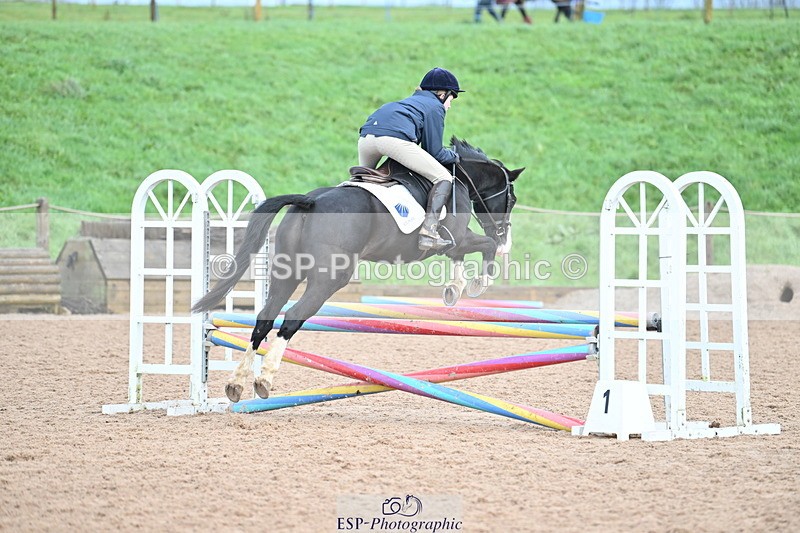 231203A-112550-00818 - Cls 16+17 Club and Schools 80cm