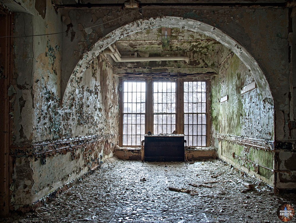 Abandoned Greystone Park Psychiatric Center | The Infamous Arches - Greystone Park Psychiatric Center