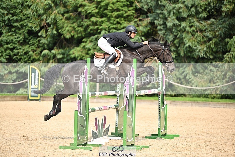 240818-151553-05144 - Cls 12A Snr Foxhunter & 1.20m Open