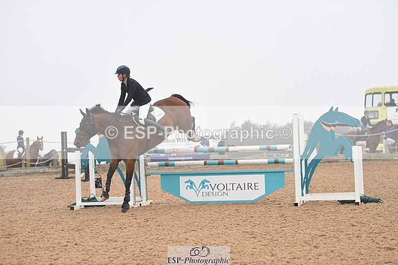 230916A-164740-05653 - Cls 19 Snr 1.10m Derby