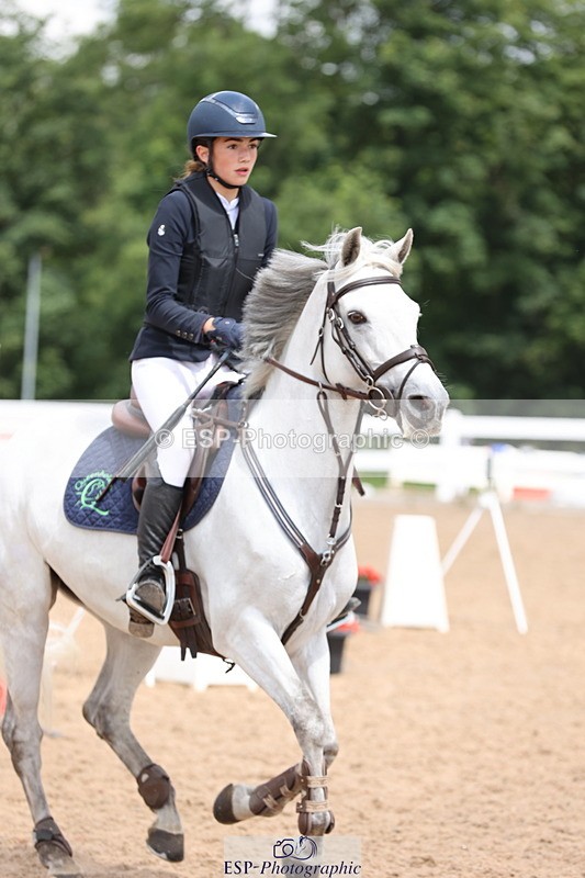 240630A-120353-12885 - Cls 31 Discovery and 90cm Open