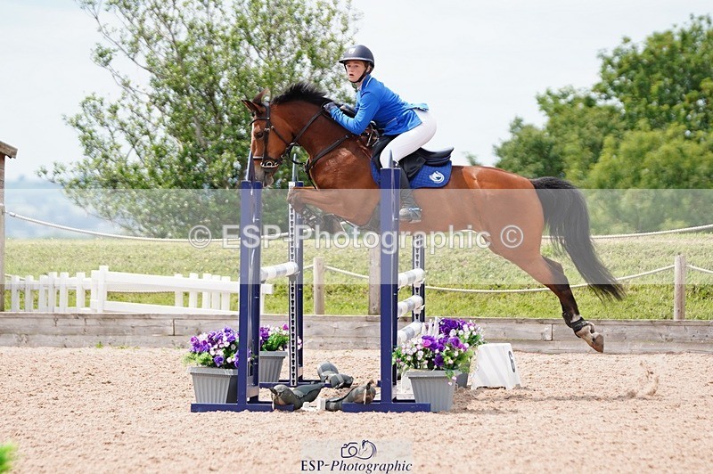 250608-130314-02802 - Cls 9 Pony Newcomers and 1m