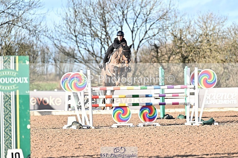 251203-134549-00712 - Cls 5 Foxhunter and 1.20m Open