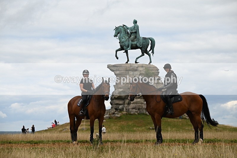 DSC_6642 - Time at Statue 12:45 to 13:15