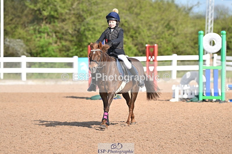 240504A-091205-00024 - Cls 11 Clear Round 50cm