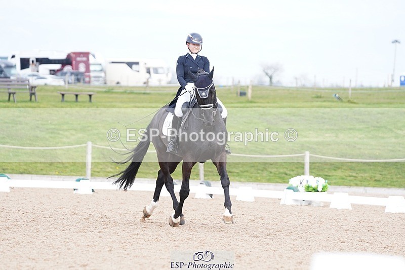 250403-142626-02932 - 027-Zoe.Sleigh-Zall.stensvang