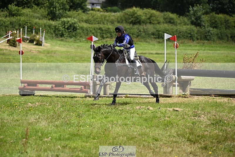 240630-122040-00844 - 912-Sarah_Higman-Hello_Ditto