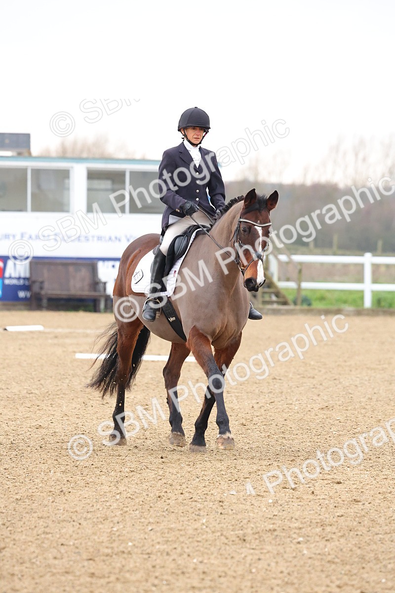 SBM_001354 - Class 8-11 - Novice 2 - Elementary 2