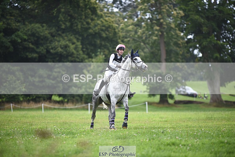 240804-130908-14154 - 457-Lydia_Stuart-SAUNDERSCOURT_FURISTOS