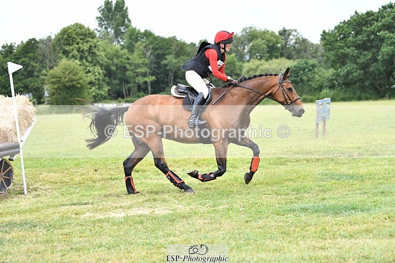 230625-132140-03611 - XC 90cm 12.00 to 13.00