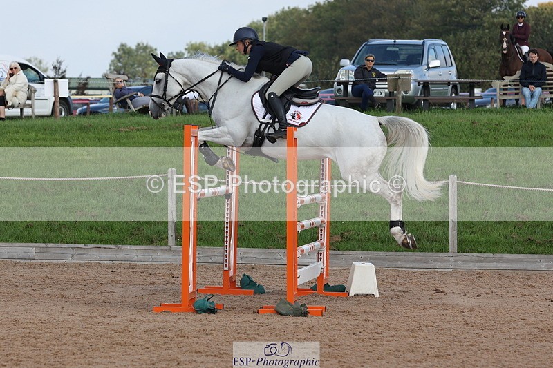 230915A-111823-01704 - Cls 2 Snr Foxhunter