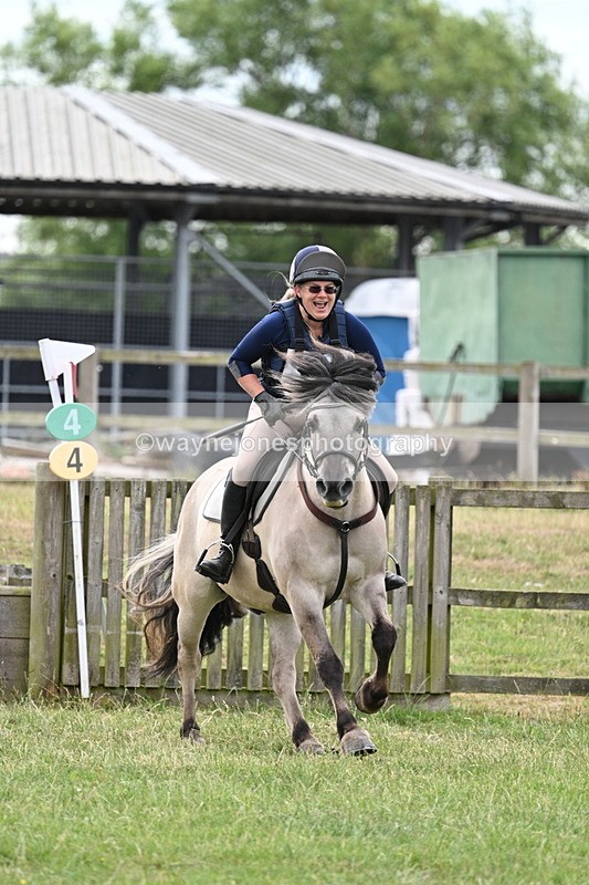 WJ7_4829 - 60cm XC Time 09:58 to 10:16