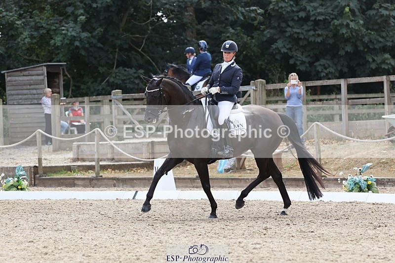 250809A-144831-04395 - 028-Sameera.RahmatallaForget.Me.Not.NE