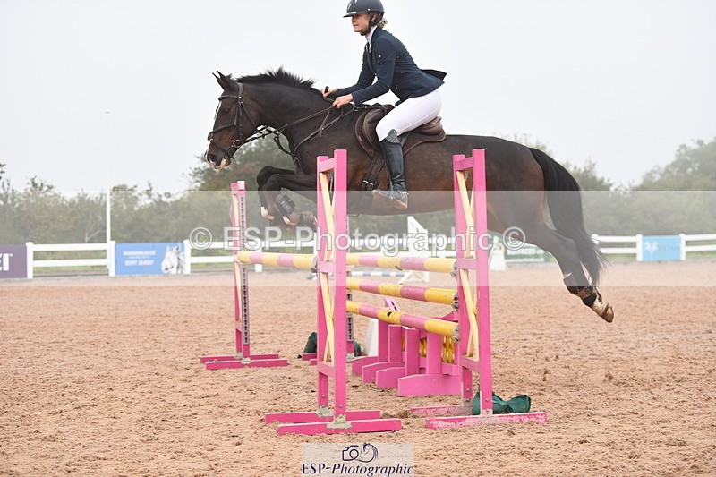 230902A-110108-00499 - Cls 8 1.05m Amateur Quali