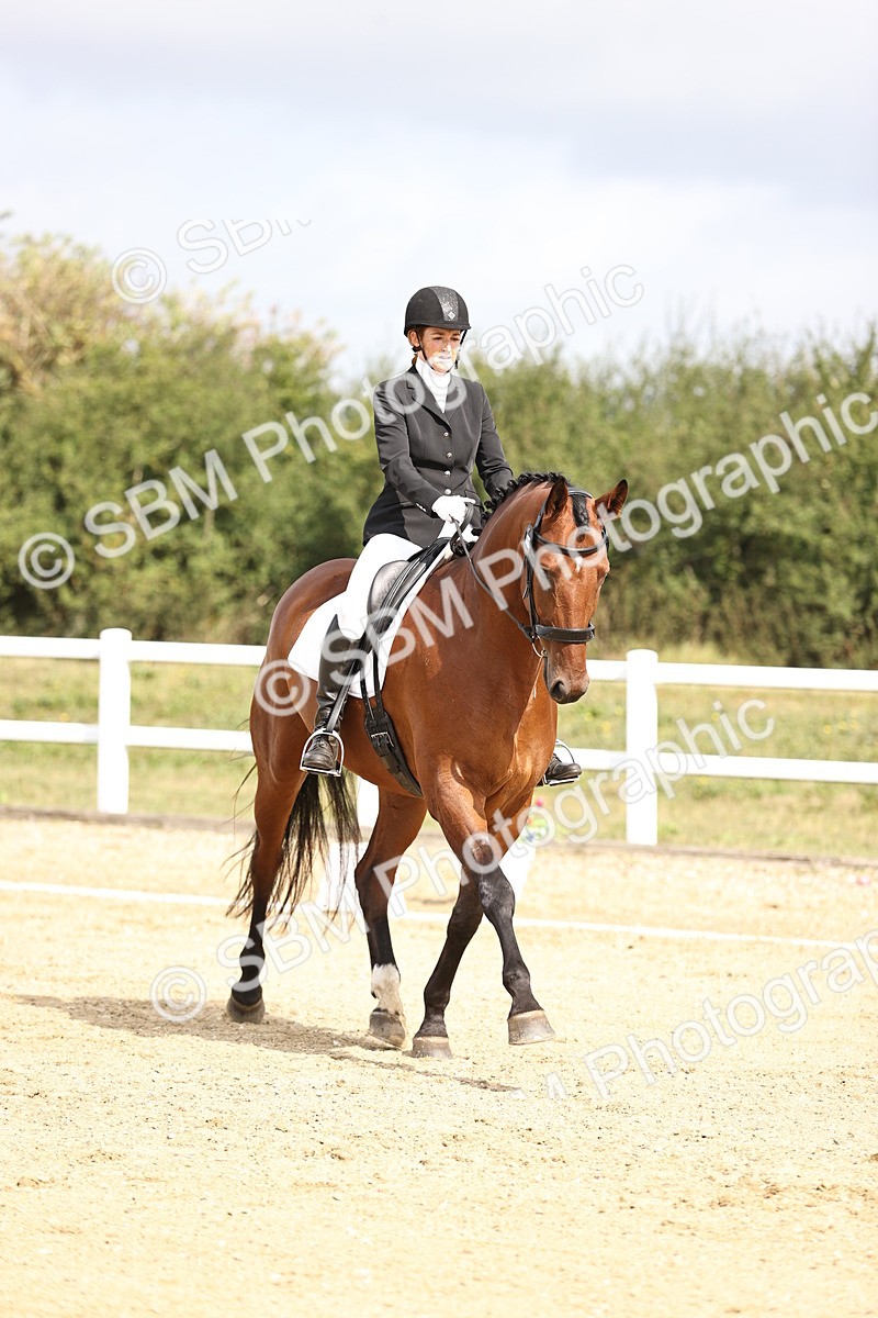 SBM_016160 - Class 14 - Novice 23 - 10.29-11.32