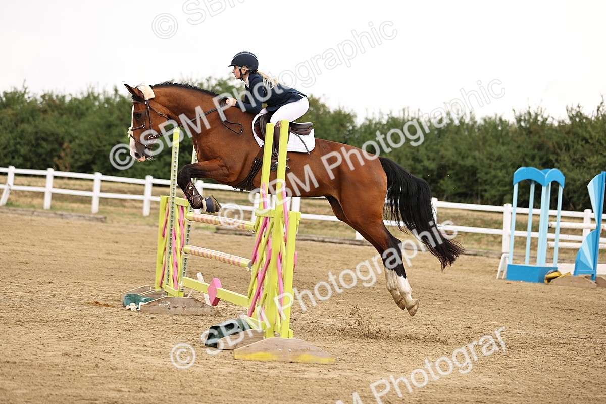 SBM_026416 - Class 12 - Amateur Championship Qualifier 1.05m