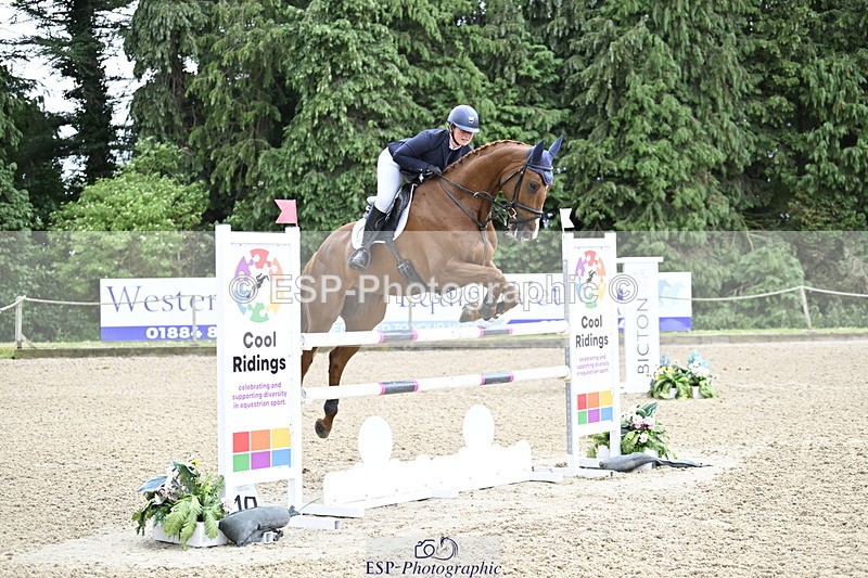 250525A-114159-17092 - B-322-Amelia.Winter-WOLK