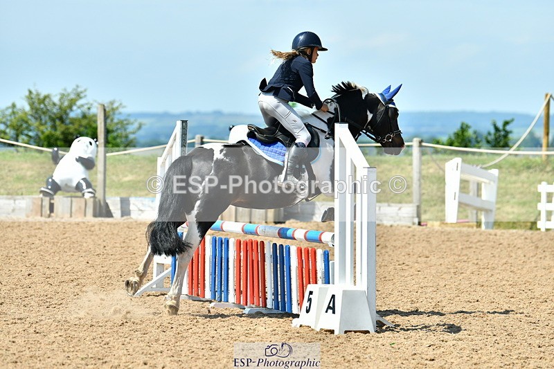 230625A-114303-03821 - Cls 34 Stepping Stones 128 + 138cm