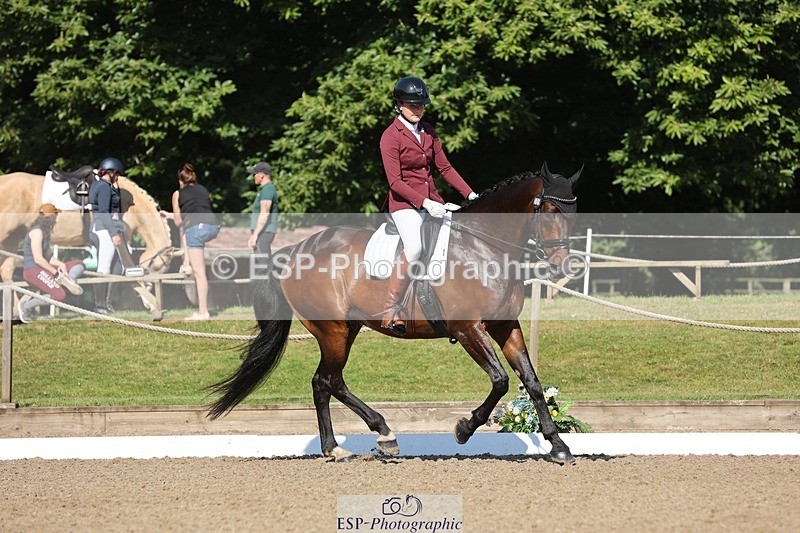 240719-092616-00142 - 305-Eleanor_Halton-Fairway's_Finale