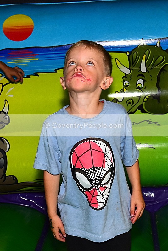 CON-163 - Joey and Ella