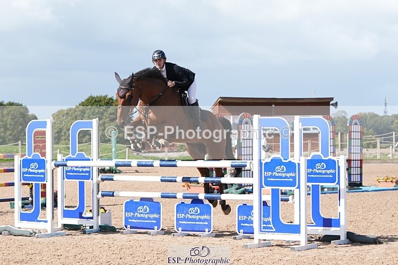 250913-120810-06819 - Cls 15 Snr Foxhunter