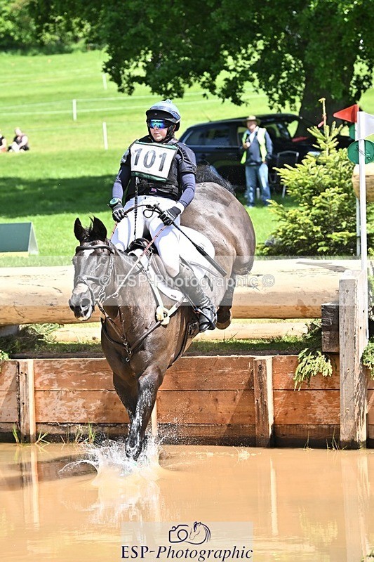 240525-124535-14219 - 101-MORELANDS_CASANOVA-Daisy_Bathe