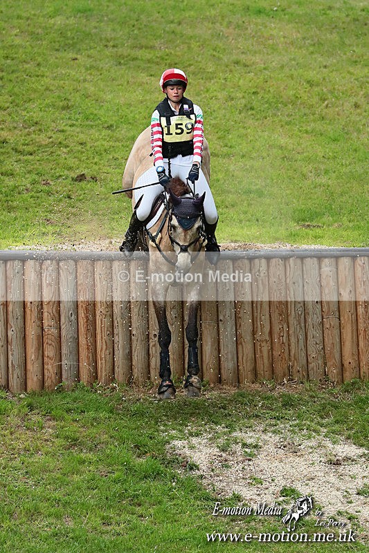 BEXC 260725  1809a - Equestrian