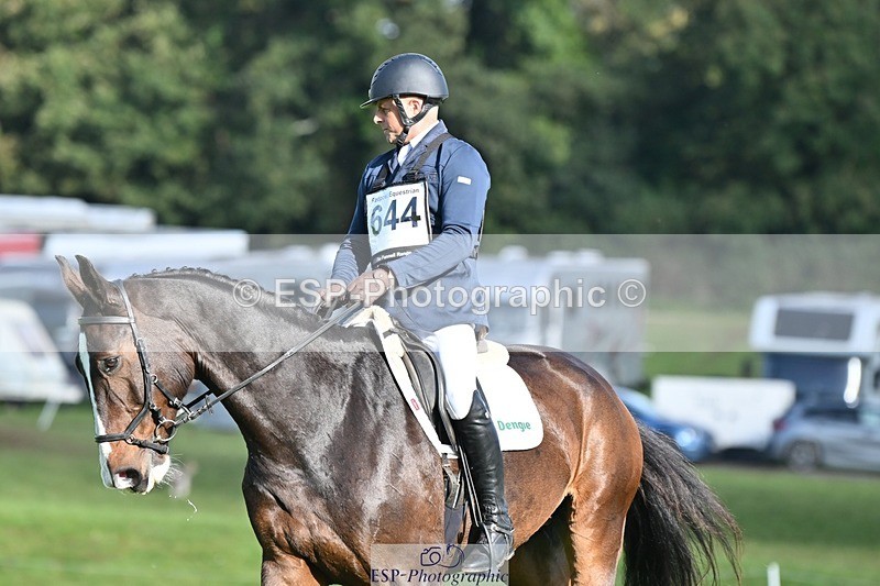 231020-110426-07783 - 644-HANDS.FREE-Alec.Miles-DR