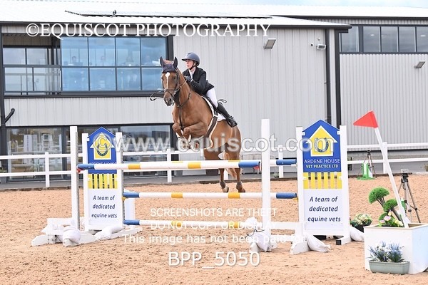 BPP_5050 - CLASS 7 THURS Redpost Equestrian Senior Foxhunter/1.20m Open