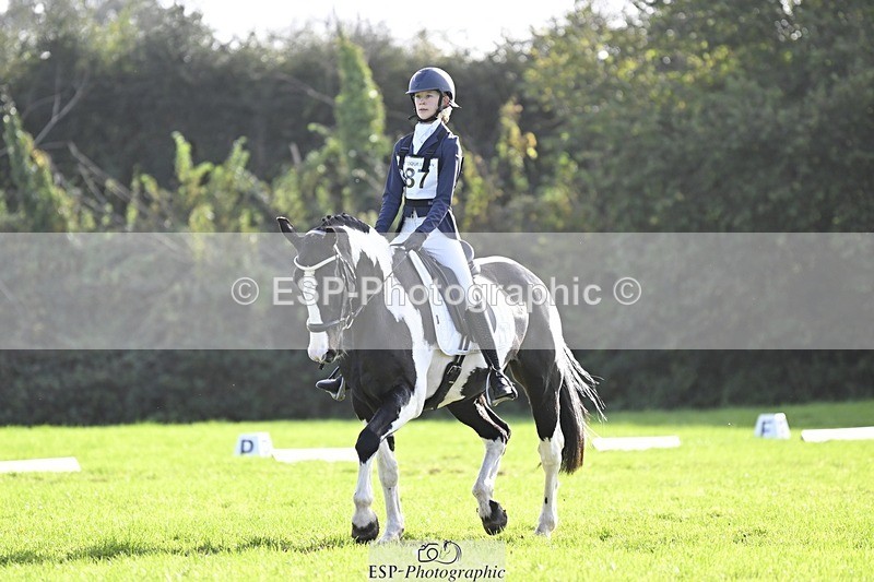 241025-142546-09640 - 387-Kelly.Knockaert-PIPER.II