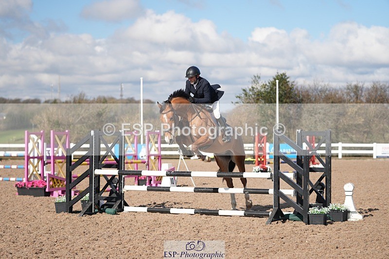 250316-100943-05802 - Cls 21 British Novice and 90cm