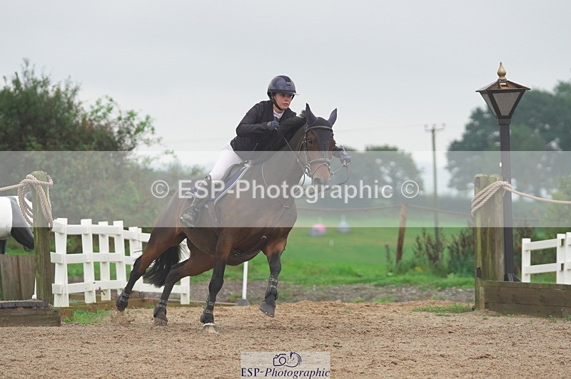 231017A-160514-07768 - Cls 31 Snr 1m Derby