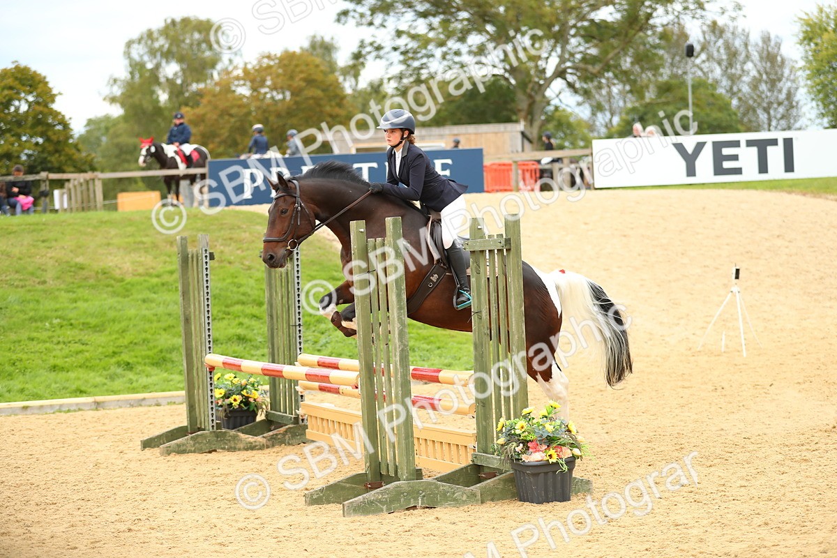 SBM_76061 - J19 - Junior 90cm Supreme Championship