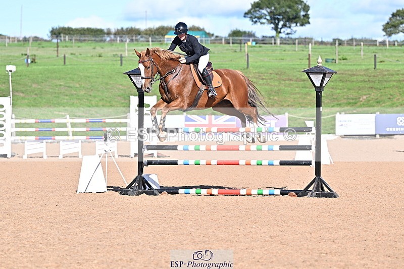 260923B-153353-01037 - Cls 06 Snr Fox & 1.20m Open