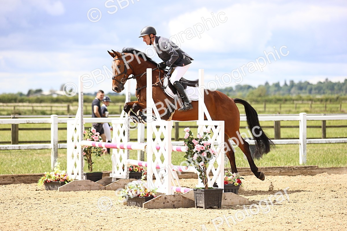 SBM_006564 - Class 16 - Senior British Novice - 90cm
