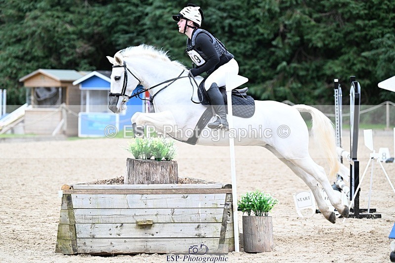 241116-122744-01400 - Cls 2 80-85cm 11.30 to End