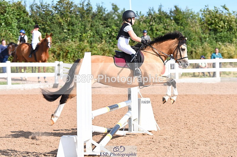 230718A-170400-00211 - 70cm