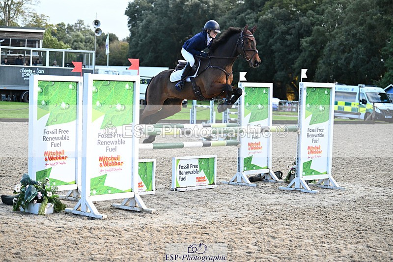 241025-095159-05208 - 108-Xanthe.Baylis-MONBEG.BY.MAGIC