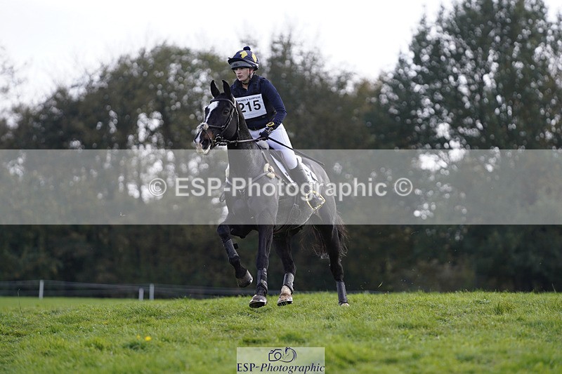 241025-151104-09063 - 215-Chloe.Livesey-SPORTSFIELD.LORD.LIVESEY