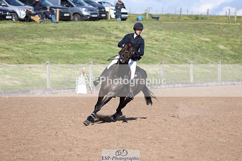 240419A-161857-09310 - Cls 10, 2 Star Big Tour 145cm  15.45 to 16.35 break