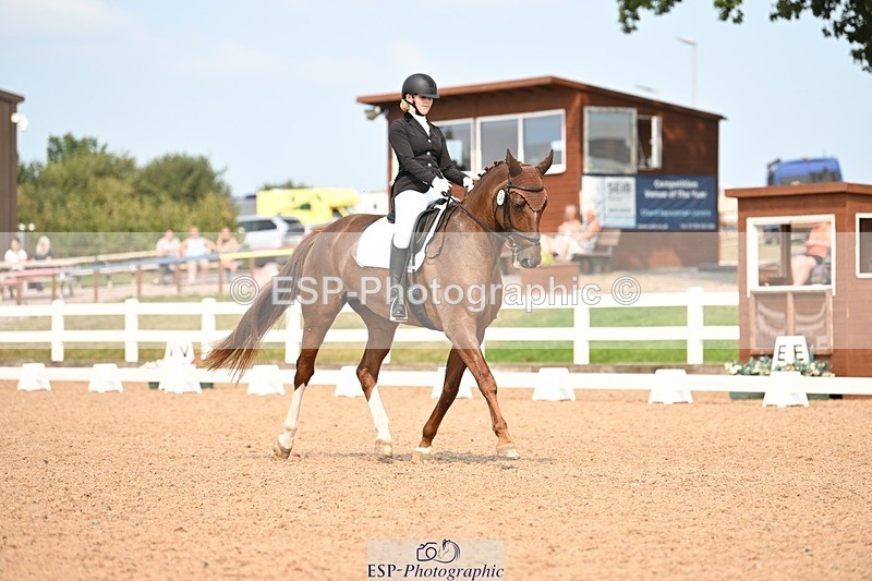 250816-151836-06142 - 121-Daisy.HedgesFelicia.v