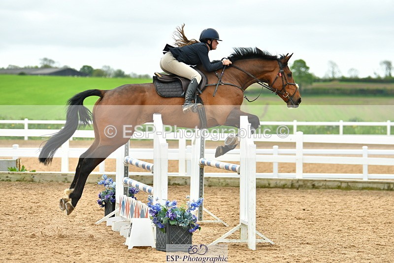 230507A-122716-07758 - Cls 42 95cm Amateur Quali