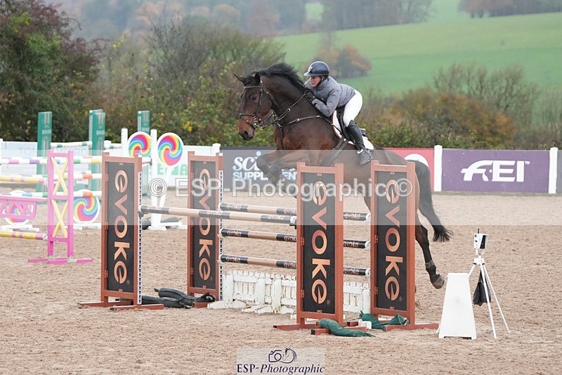 251107-141804-01331 - Cls 7 Blue Chip Grade B&C Qualifier